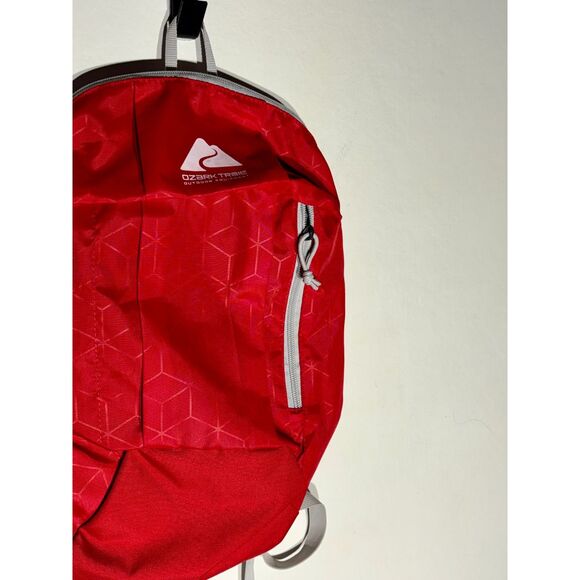Ozark Trail Lightweight Packable Backpack Red Gray Travel Hiking Daypack 14L - Picture 2 of 7